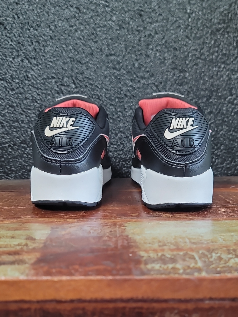 🔥 Nike Air Max 90 "Light Soft Pink Black" Wmns 7 Great Condition Fast Shipping - Picture 8 of 12